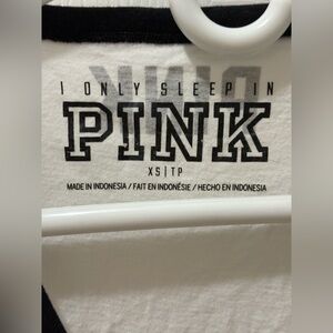 Pink Victoria secret 


Black and white pre owned